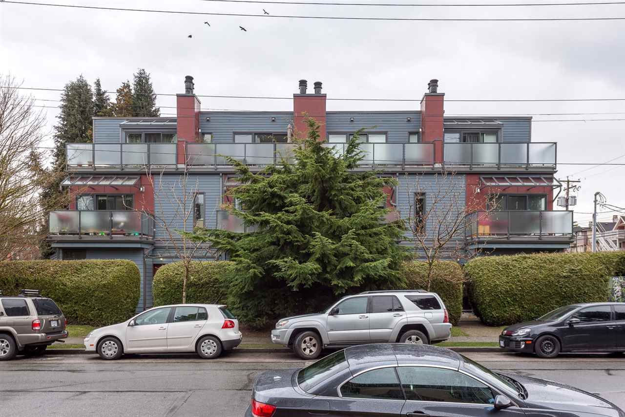 Main Photo: 1612 MAPLE Street in Vancouver: Kitsilano Townhouse for sale (Vancouver West)  : MLS®# R2149926