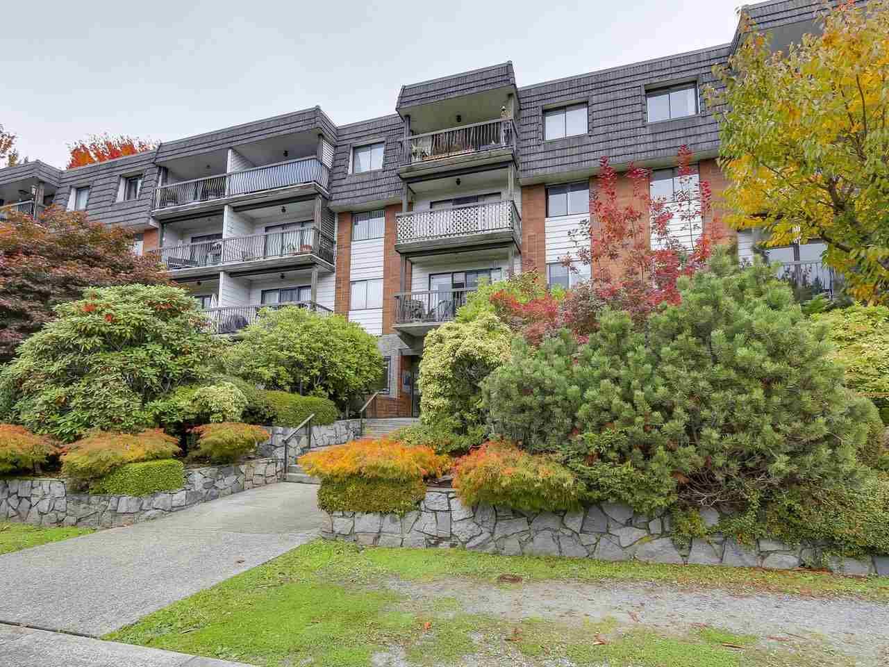 Main Photo: 330 340 W 3RD STREET in : Lower Lonsdale Condo for sale : MLS®# R2216673