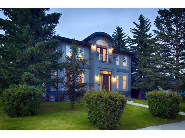 Main Photo: 8936 33 Avenue NW in CALGARY: Bowness Residential Detached Single Family for sale (Calgary)  : MLS®# C3621178
