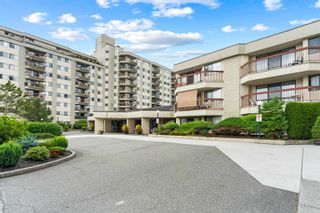 Photo 1: 218 31955 OLD YALE Road in Abbotsford: Abbotsford West Condo for sale : MLS®# R2724373