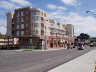 Photo 1: 303 1540 17 Avenue SW in Calgary: Sunalta Apartment for sale : MLS®# A2048519