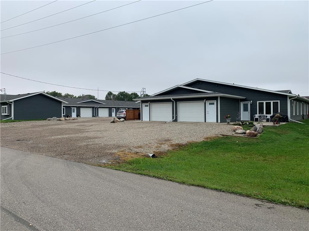 Main Photo: 74 Maple Avenue in Hamiota: Industrial / Commercial / Investment for sale (R32 - Yellowhead)  : MLS®# 202218199