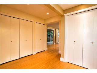 Photo 9: 638 E 4TH ST in North Vancouver: Queensbury House for sale : MLS®# V997902