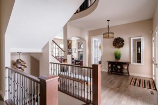 Photo 2: 3451 Springbank Drive SW in Calgary: Springbank Hill Detached for sale : MLS®# A2020609