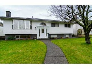 Photo 1: 5045 WOODSWORTH ST in Burnaby: Greentree Village House for sale (Burnaby South)  : MLS®# V993664