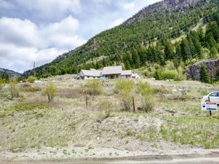Photo 3: 1850 WHITE LAKE ROAD W in Keremeos/Olalla: Out of Town House for sale : MLS®# 184764