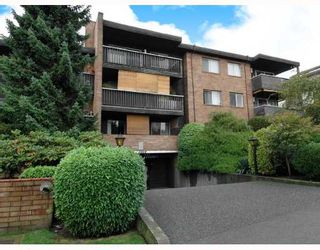 Photo 2: 203 1011 4TH Avenue in New_Westminster: Uptown NW Condo for sale in "CRESTWELL MANOR" (New Westminster)  : MLS®# V672417