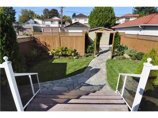 Photo 2: 885 W 60TH Avenue in Vancouver: Marpole House for sale (Vancouver West)  : MLS®# V852517