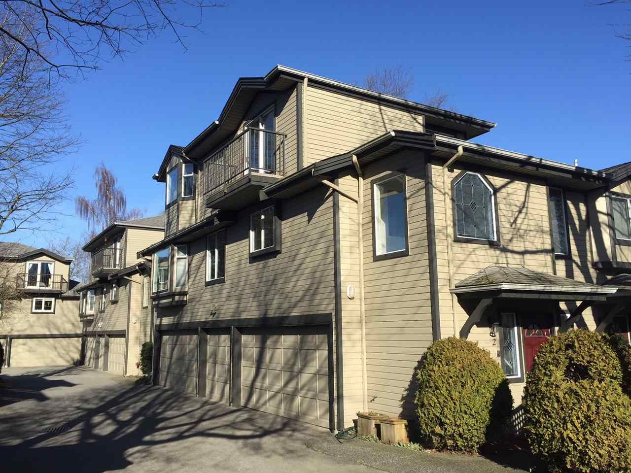 Main Photo: 2 61 E 23RD AVENUE in Vancouver: Main Townhouse for sale (Vancouver East)  : MLS®# R2225680