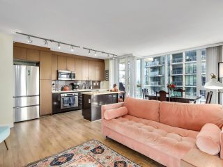 Photo 8: 906 1833 CROWE Street in Vancouver: False Creek Condo for sale in "FOUNDRY" (Vancouver West)  : MLS®# R2783259
