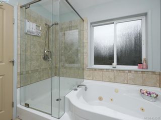 Photo 12: 1370 Charles Pl in VICTORIA: SE Cedar Hill House for sale (Saanich East)  : MLS®# 834275