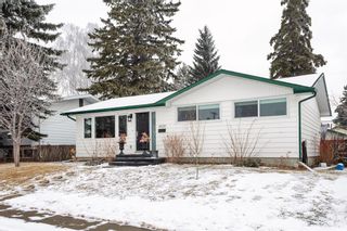 Photo 2: 6020 Lewis Drive SW in Calgary: Lakeview Detached for sale : MLS®# A1191365