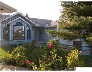Photo 11: 92 ELDORADO Close NE in CALGARY: Monterey Park Residential Detached Single Family for sale (Calgary)  : MLS®# C3412704