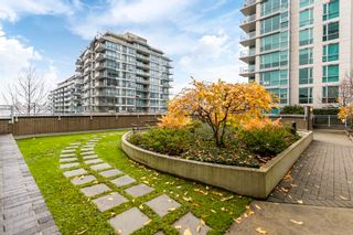 Photo 20: 305 188 E ESPLANADE Street in North Vancouver: Lower Lonsdale Townhouse for sale in "Esplanade at The Pier" : MLS®# R2850646