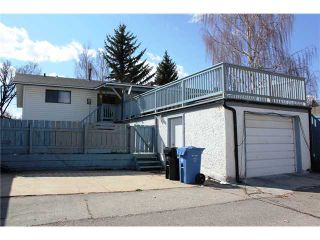 Photo 2: 208 TEMPLE Close NE in CALGARY: Temple Residential Detached Single Family for sale (Calgary)  : MLS®# C3614987
