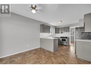 Photo 12: 284 Murray Crescent in Kelowna: House for sale : MLS®# 10307207