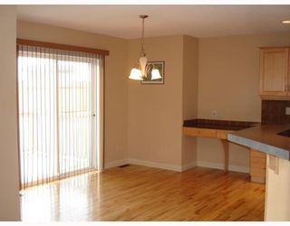 Photo 4: 160 ROYAL OAK Terrace NW in CALGARY: Royal Oak Residential Detached Single Family for sale (Calgary)  : MLS®# C3307464