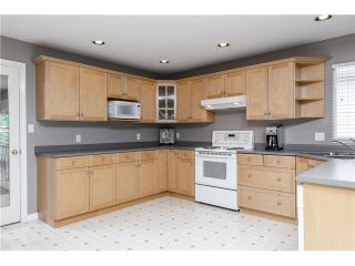 Photo 4: 12090 237A Street in Maple Ridge: East Central House for sale in "FALCON RIDGE ESTATES" : MLS®# V1074091