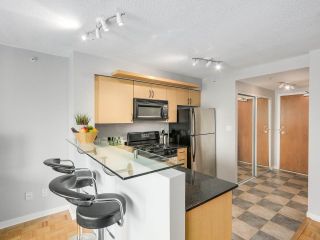 Photo 6: 1703 63 KEEFER Place in Vancouver: Downtown VW Condo for sale (Vancouver West)  : MLS®# R2208483