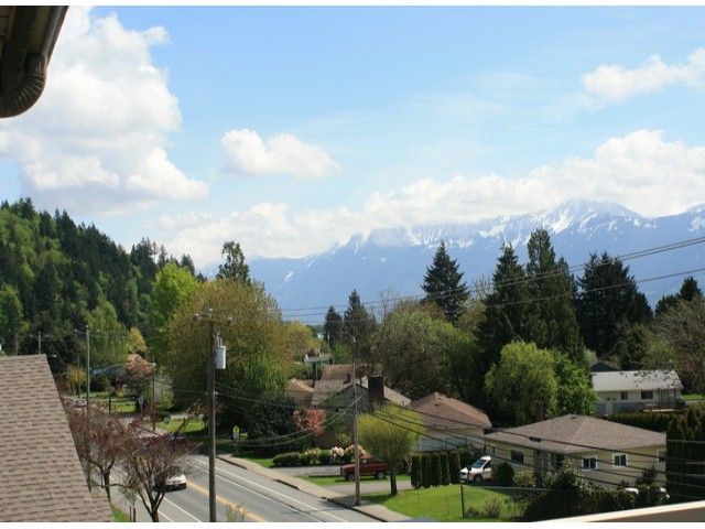 Main Photo: 407 46693 YALE Road in Chilliwack: Chilliwack E Young-Yale Condo for sale in "THE ADRIANNA" : MLS®# H1300189