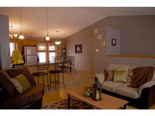 Photo 2: 16 PAULS Cove in STFRANCOI: Rosser / Meadows / St. Francois Xavier Residential for sale (Winnipeg area)  : MLS®# 1123932