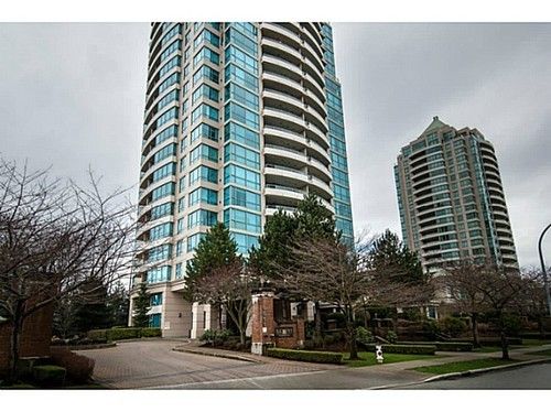 FEATURED LISTING: 503 - 6611 SOUTHOAKS Crescent Burnaby South