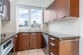 Photo 9: 2404 1155 SEYMOUR Street in Vancouver: Downtown VW Condo for sale in "BRAVA TOWERS" (Vancouver West)  : MLS®# R2618901