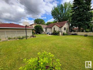 Photo 2: 7508 111 Avenue in Edmonton: Zone 09 House for sale : MLS®# E4304073