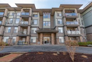 Photo 2: 105 33338 MAYFAIR Avenue in Abbotsford: Central Abbotsford Condo for sale in "The Sterling" : MLS®# R2760681