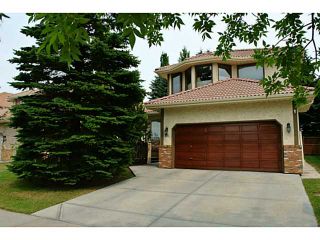 Photo 1: 291 EDENWOLD Drive NW in CALGARY: Edgemont Residential Detached Single Family for sale (Calgary)  : MLS®# C3626993