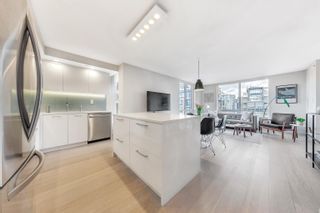 Main Photo: 1701 1055 HOMER Street in Vancouver: Yaletown Condo for sale in "DOMUS" (Vancouver West)  : MLS®# R2690821