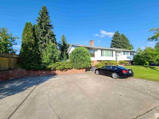 Photo 1: 962 INEZ Crescent in Prince George: Lakewood House for sale in "LAKEWOOD" (PG City West (Zone 71))  : MLS®# R2603881