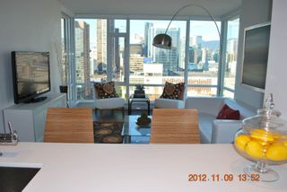 Photo 3: 2510 161 West Georgia Street in Vancouver: Downtown VW Condo for sale (Vancouver West)  : MLS®# v974384