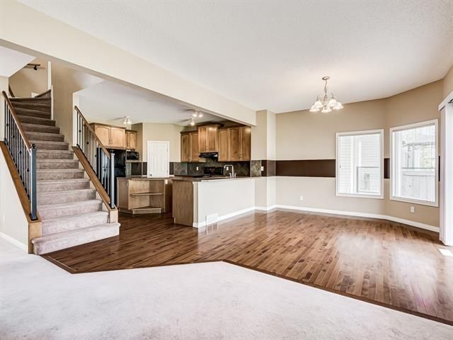 Main Photo: 150 TUSSLEWOOD Terrace NW in Calgary: Tuscany Detached for sale : MLS®# C4295230