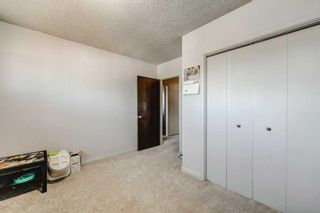 Photo 12: 4706 & 4708 Greenhill Crescent NE in Calgary: Greenview Full Duplex for sale : MLS®# A2095898