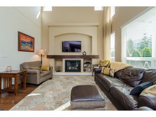 Photo 4: 2093 ZINFANDEL Drive in Abbotsford: Aberdeen House for sale in "Pepin Brook Estates" : MLS®# R2085814