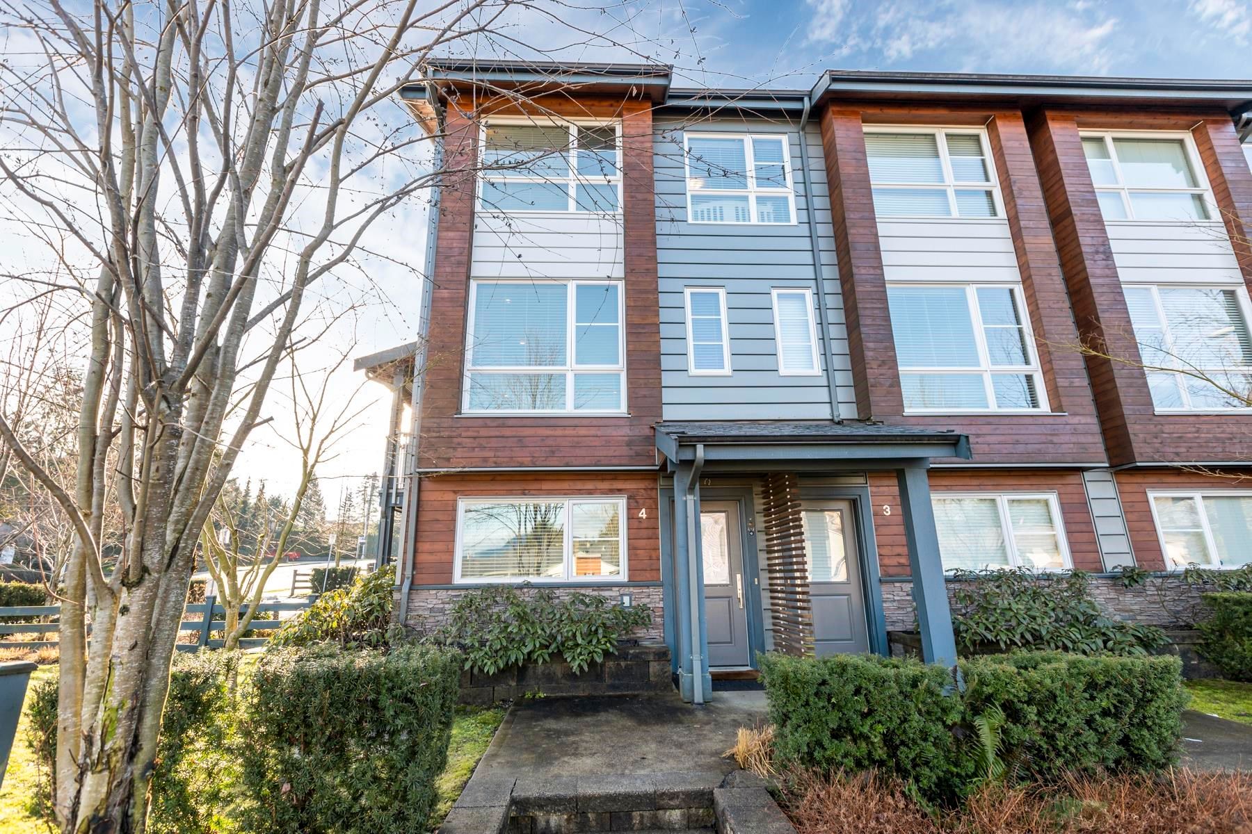 Main Photo: 4 22388 124 Avenue in Maple Ridge: West Central Townhouse for sale in "THE ALEXA" : MLS®# R2644231