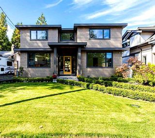 Photo 2: 1272 ARGYLE Road in North Vancouver: Lynn Valley House for sale : MLS®# R2491465
