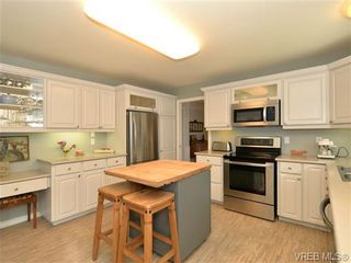 Photo 7: 4070 Beam Cres in VICTORIA: SE Mt Doug House for sale (Saanich East)  : MLS®# 692260