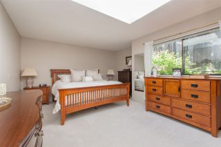 Photo 12: 4590 MAPLERIDGE Drive in North Vancouver: Canyon Heights NV House for sale : MLS®# R2066673