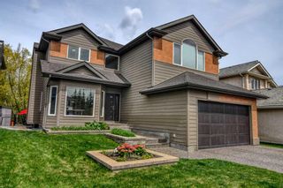 Photo 2: 10 Mt Gibraltar Heights SE in Calgary: McKenzie Lake Detached for sale : MLS®# A2132209