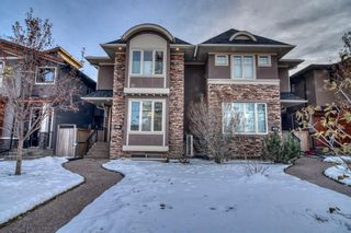 Photo 2: 1607 19 Avenue NW in Calgary: Capitol Hill Semi Detached (Half Duplex) for sale : MLS®# A2012817