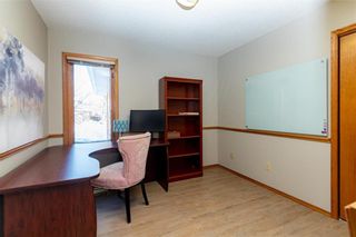 Photo 25: 135 Shoreline Drive in Winnipeg: Linden Woods Residential for sale (1M)  : MLS®# 202202276
