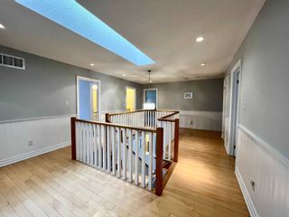 Photo 3: 10 Port Of Newcastle Drive in Clarington: Newcastle House (2-Storey) for sale : MLS®# E5898297