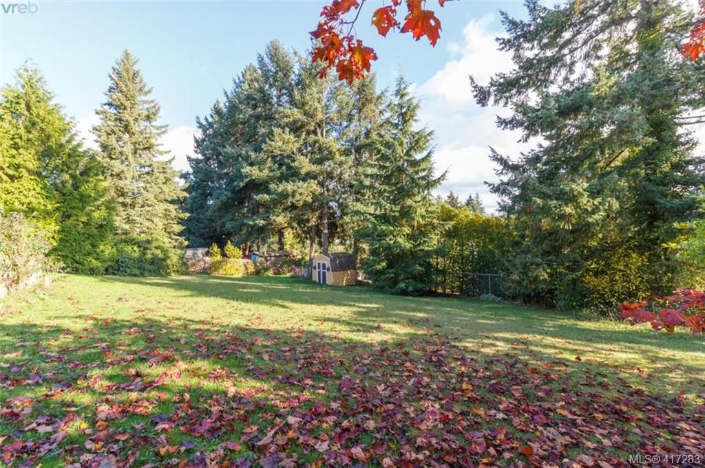 Main Photo: 2148 Panaview Hts in SAANICHTON: CS Keating Land for sale (Central Saanich)  : MLS®# 827831