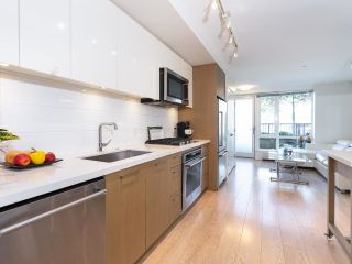 Photo 7: 378 E 1ST Avenue in Vancouver: Strathcona Condo for sale (Vancouver East)  : MLS®# R2708399