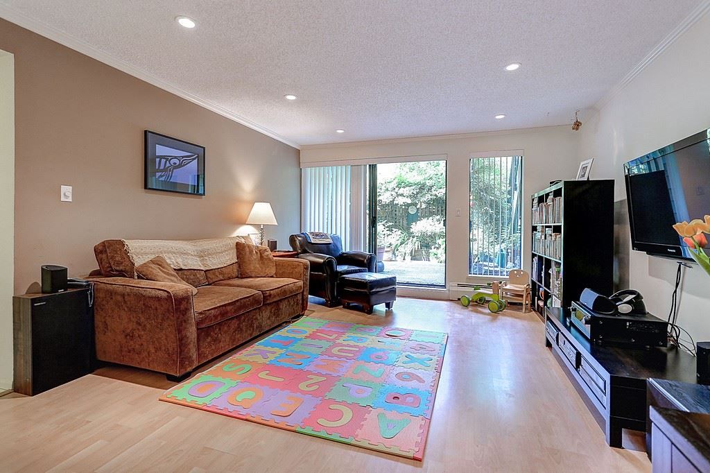 Main Photo: 223 7055 WILMA Street in Burnaby: Highgate Condo for sale in "THE BERESFORD" (Burnaby South)  : MLS®# R2078015