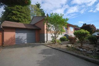 Photo 1: 5691 RUMBLE Street in Burnaby: Metrotown House for sale (Burnaby South)  : MLS®# R2183906