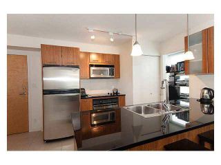 Photo 4:  in Vancouver: Downtown Condo for rent : MLS®# AR032A