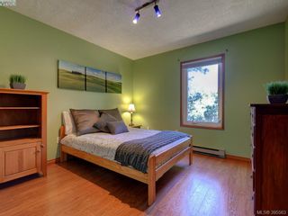 Photo 17: 1000 HIGHROCK Ave in VICTORIA: Es Rockheights House for sale (Esquimalt)  : MLS®# 793140